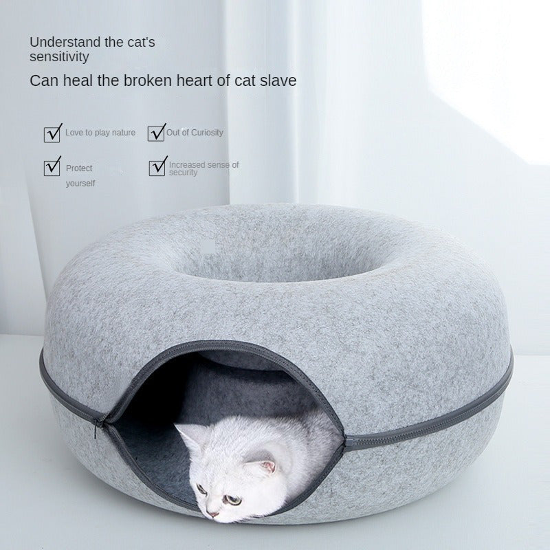Panier Tunnel en Feutre pour Chats – Double Niveau