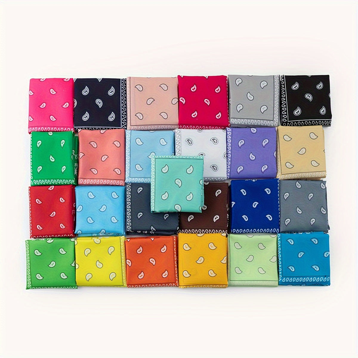 Bandana Classique Carré pour Chien – Motif Paisley