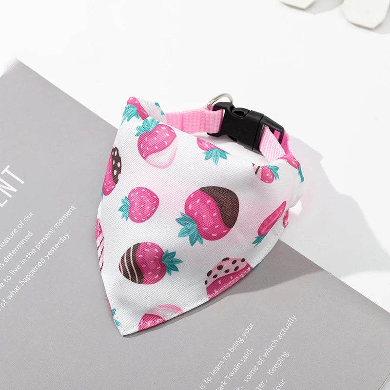 Bandana Ajustable à Motifs Colorés pour Chiens