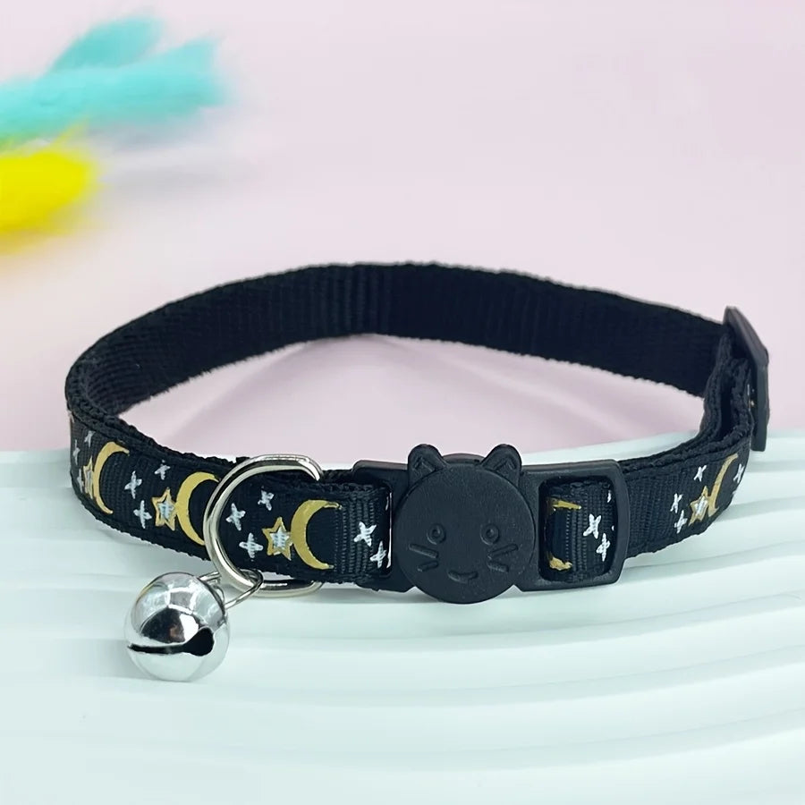 Collier Anti-étranglement Lune et Étoiles avec Clochette
