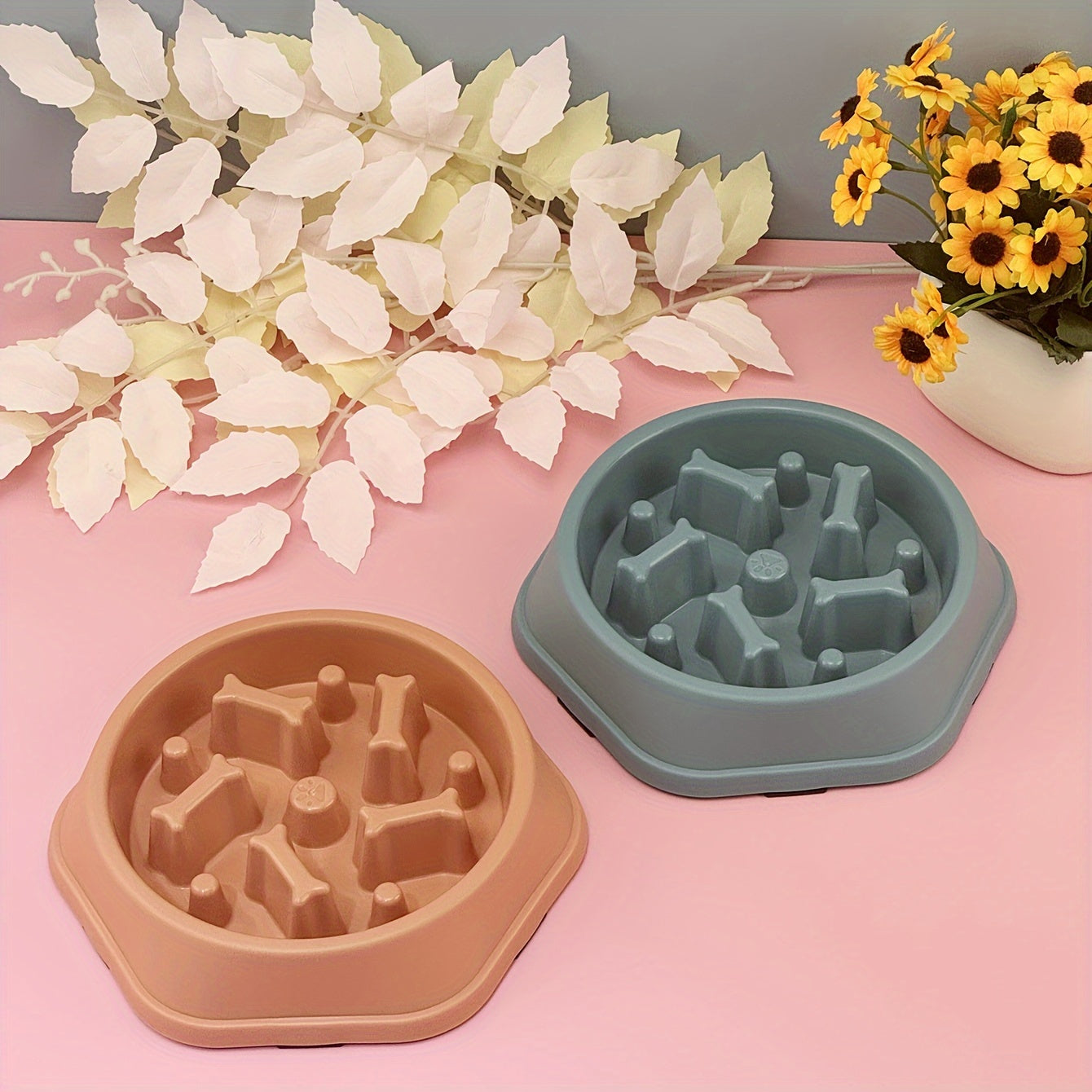 Gamelle anti-glouton ludique pour chien et chat