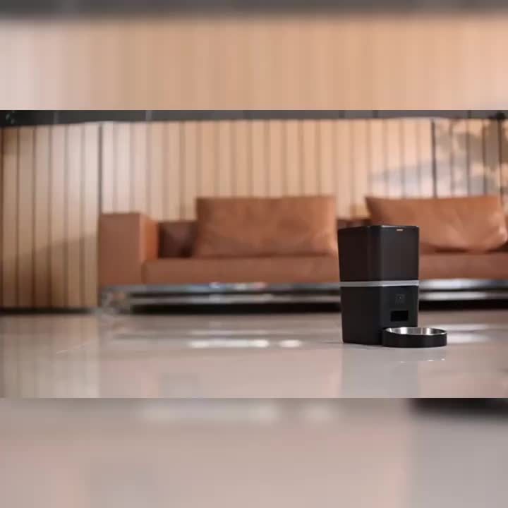 Distributeur connecté avec Caméra pour Chien et Chat (4L)