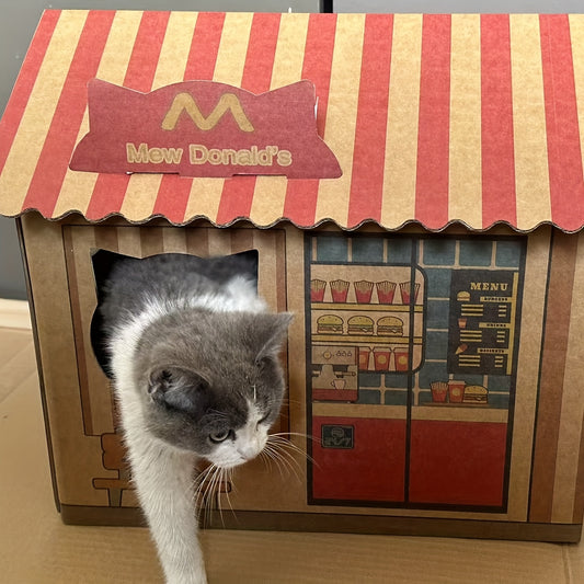 Maison en Carton Style "Mew Donald's" avec Griffoir Intégré pour Chat