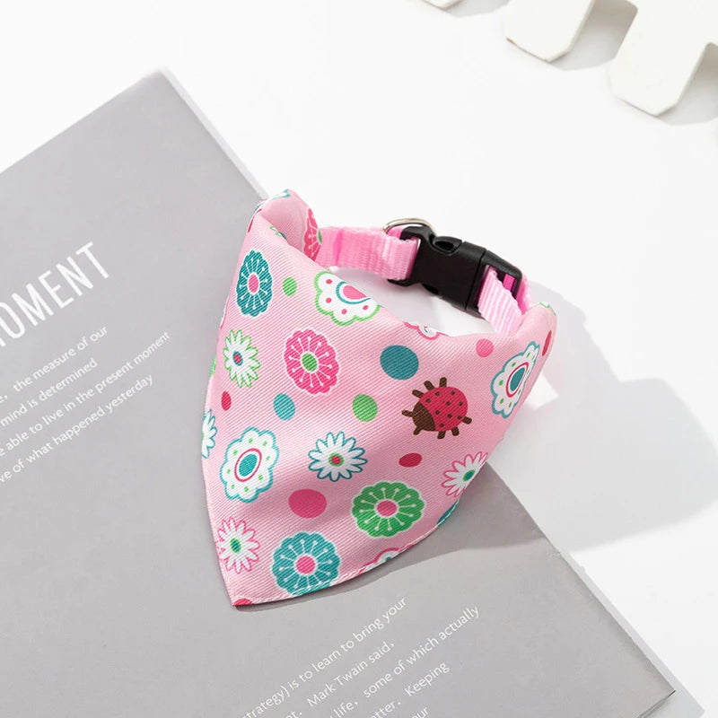 Bandana Ajustable à Motifs Colorés pour Chiens