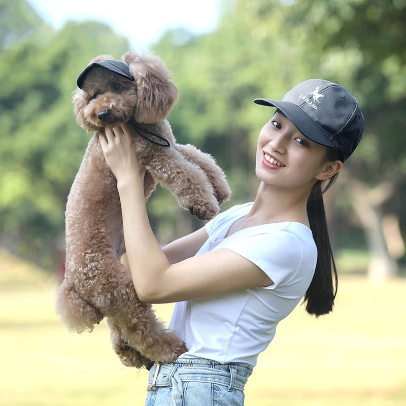 Casquette de Sport Ajustable pour Chien avec Visière et Trous pour Oreilles