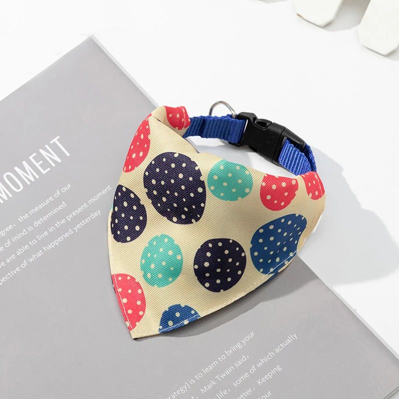 Bandana Ajustable à Motifs Colorés pour Chiens