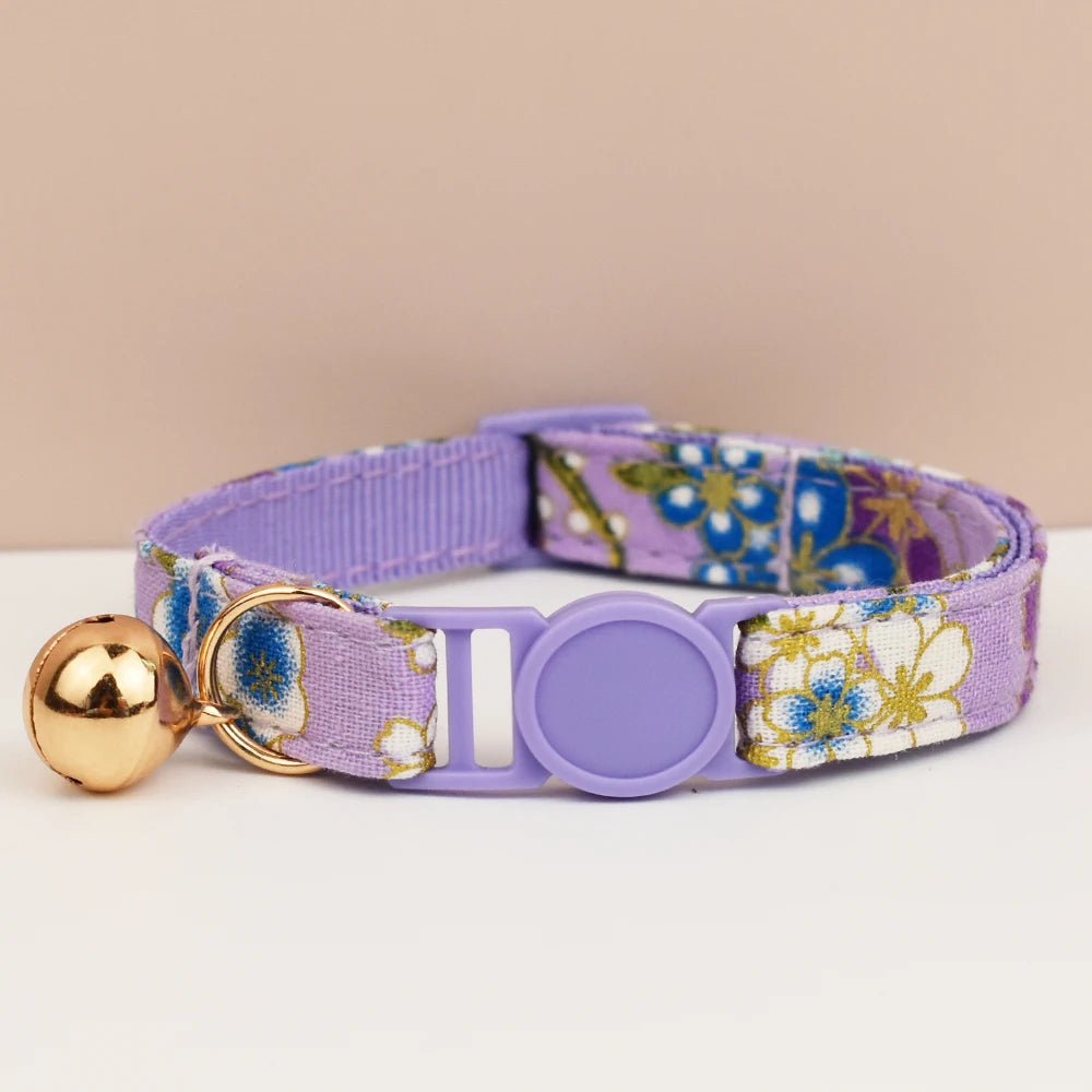 Collier Chat Ajustable avec Nœud Papillon et Clochette Dorée